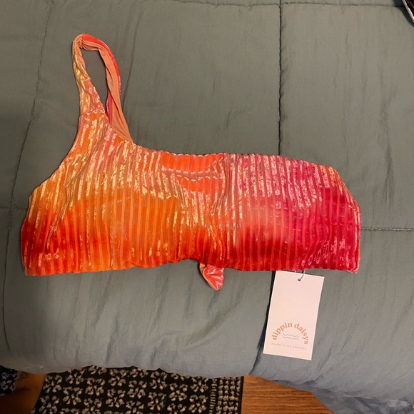 Dippin Daisys brand new bikini, never worn - Picture 2 of 10